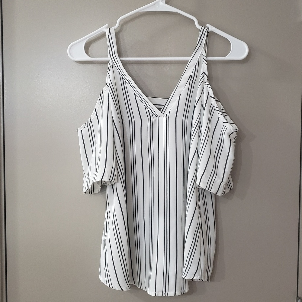 Sienna sky shoulderless blouse